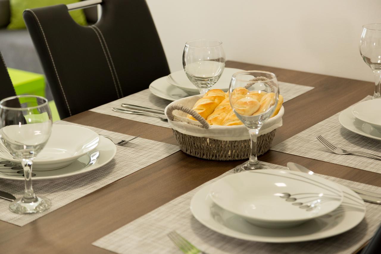 Apartma Mariposa Banovci Bagian luar foto